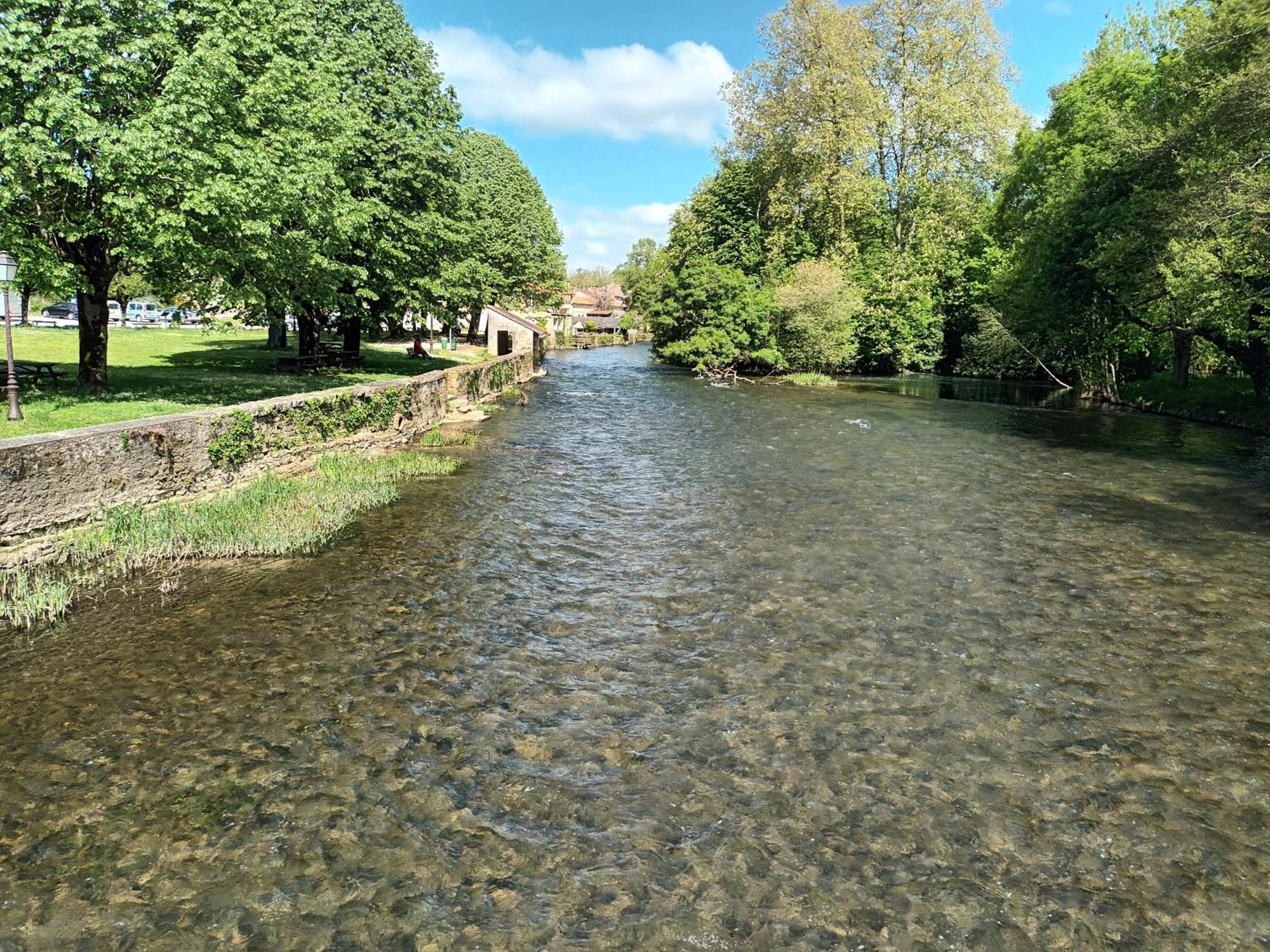 Apartament Au Bord De La Riviere Verteuil-sur-Charente Zewnętrze zdjęcie