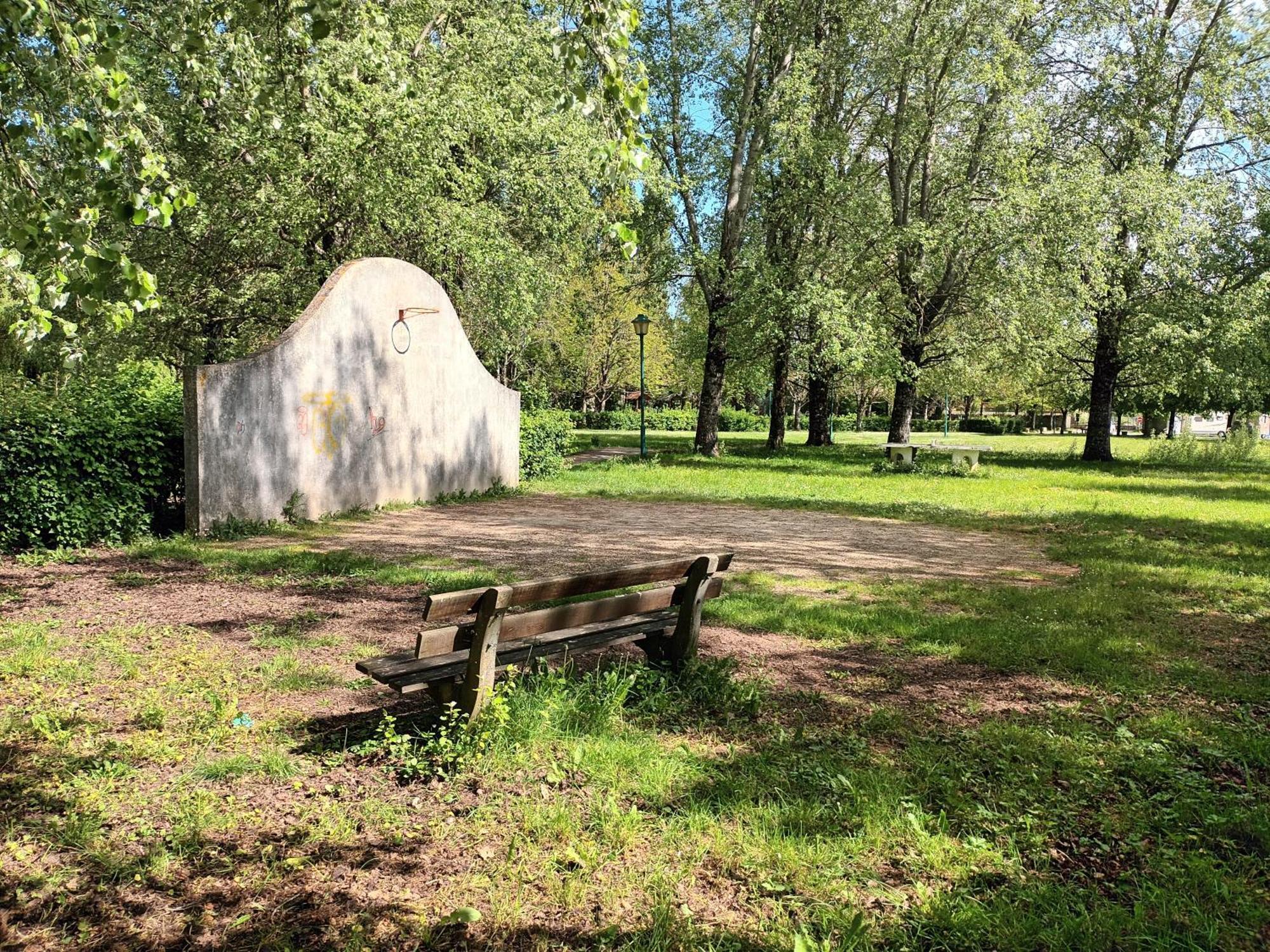 Apartament Au Bord De La Riviere Verteuil-sur-Charente Zewnętrze zdjęcie